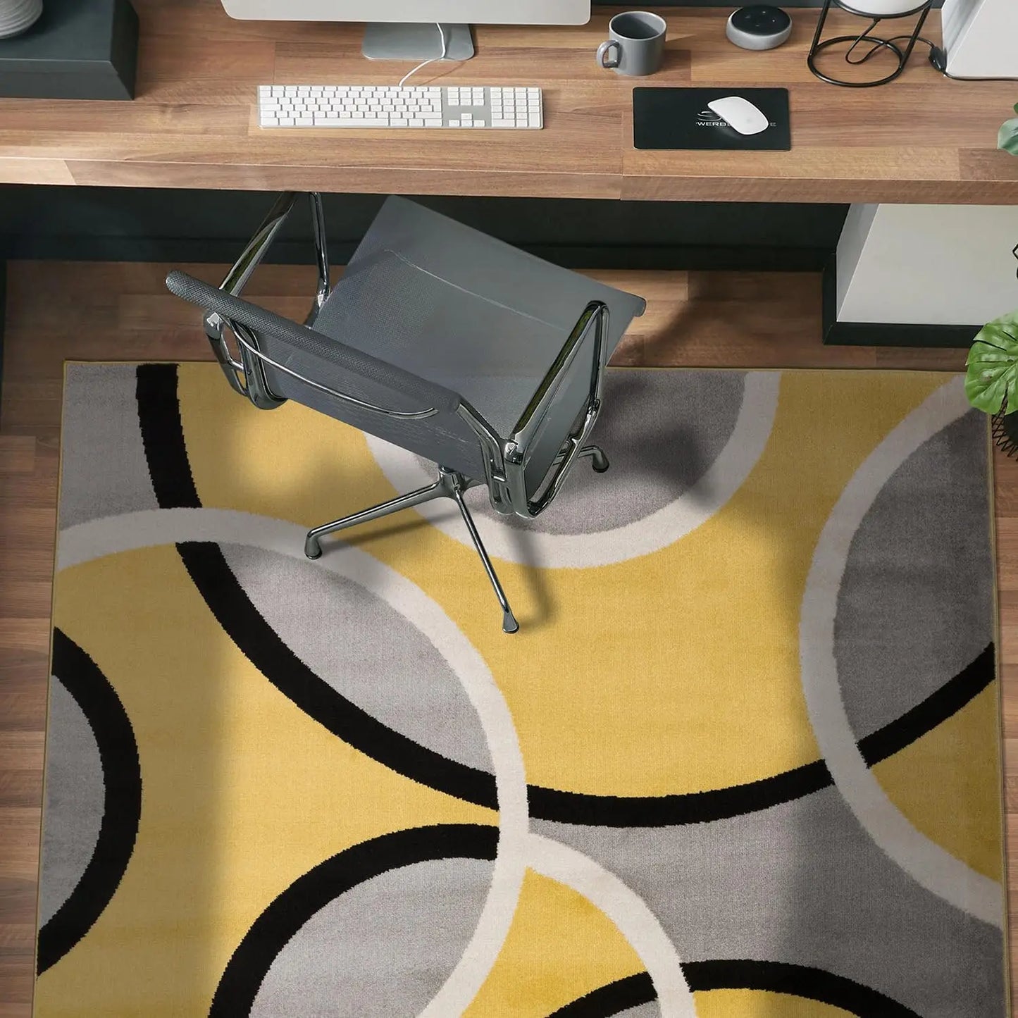 Abstract Circles Wool Silk Area Rug With Jute Backing