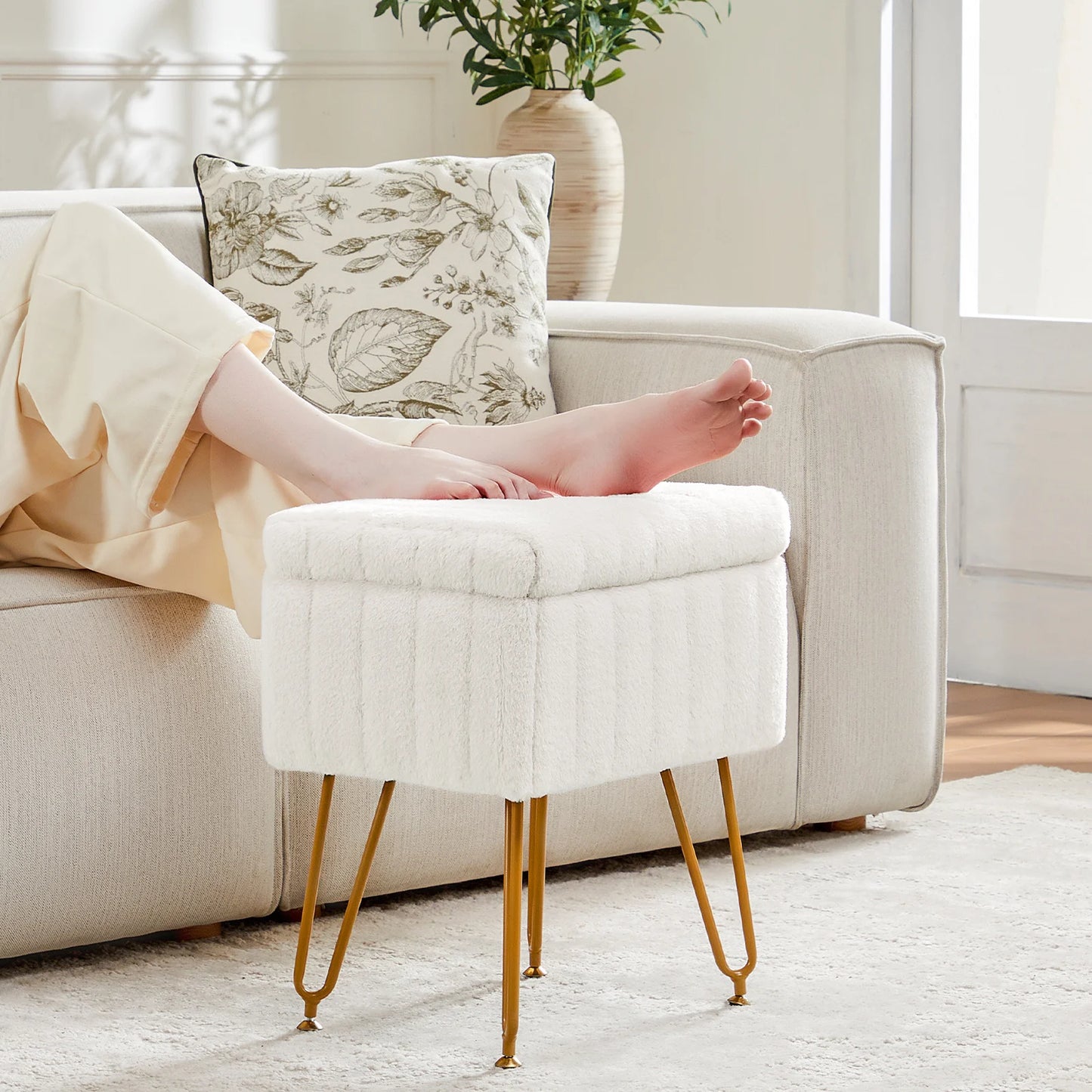 JHK Faux Fur Storage Ottoman With Padded Metal Legs